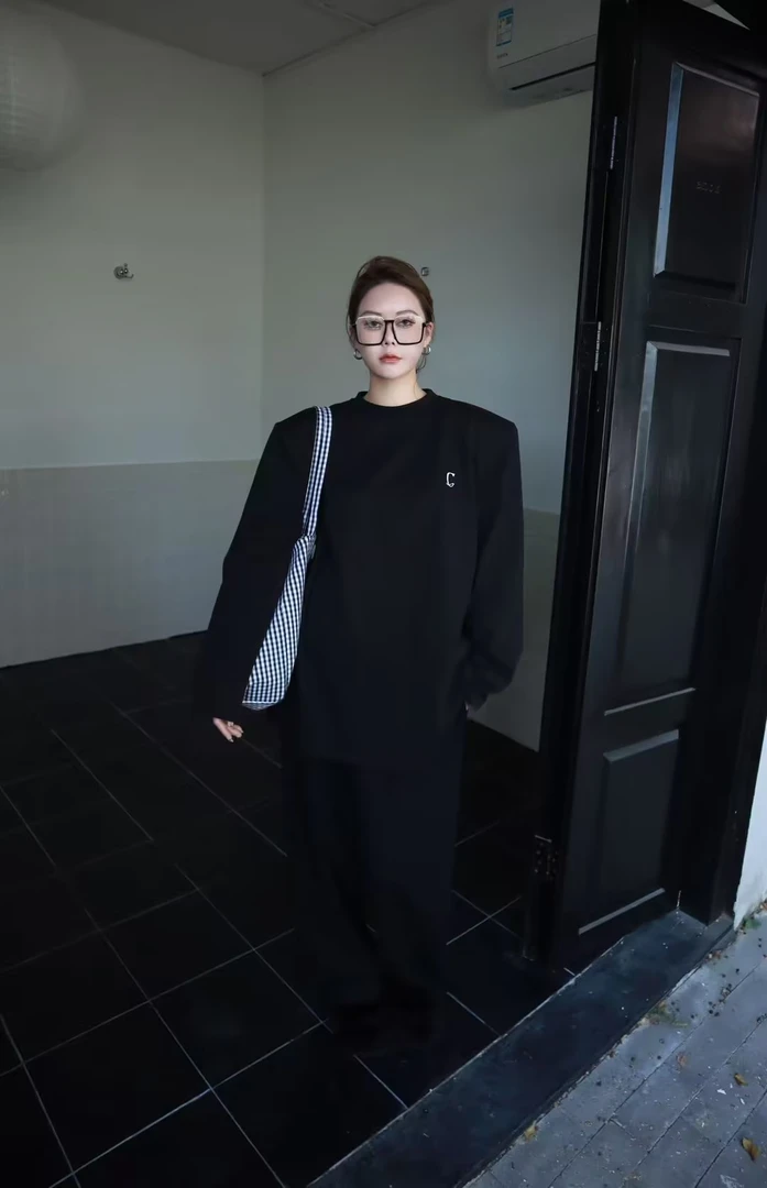 KIOKWANG//男女同款字母印花圆领宽松长袖T恤上衣卫裤套装（有刚差