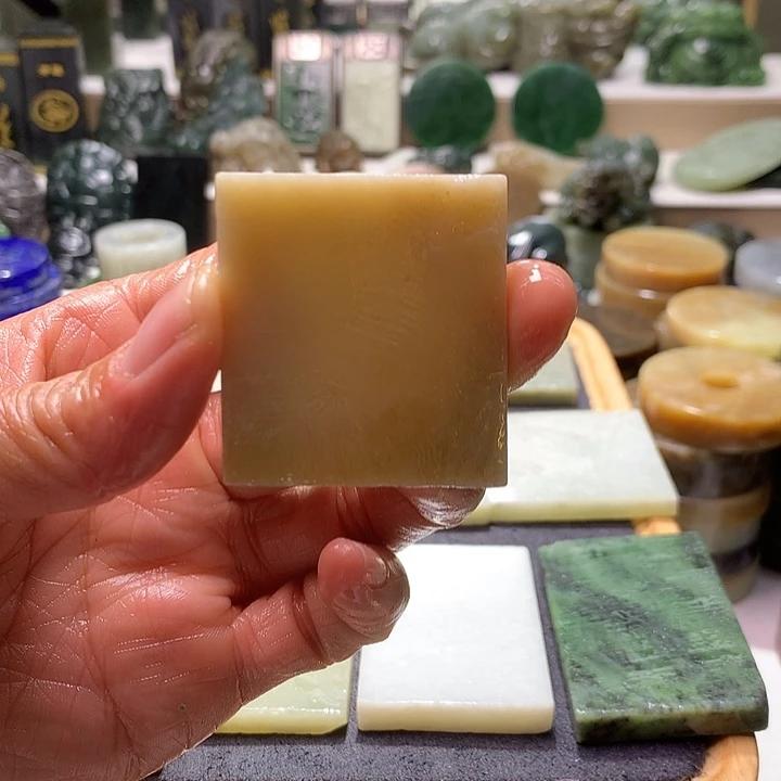 和田玉未镶嵌珠宝半成品