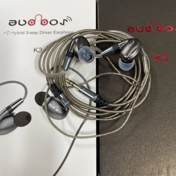 准新品  Audbos发烧级圈铁混合三单元有线HiFi耳机煲机音质更佳