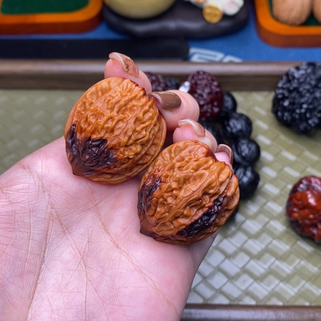 吊坠文玩核桃焦糖牛