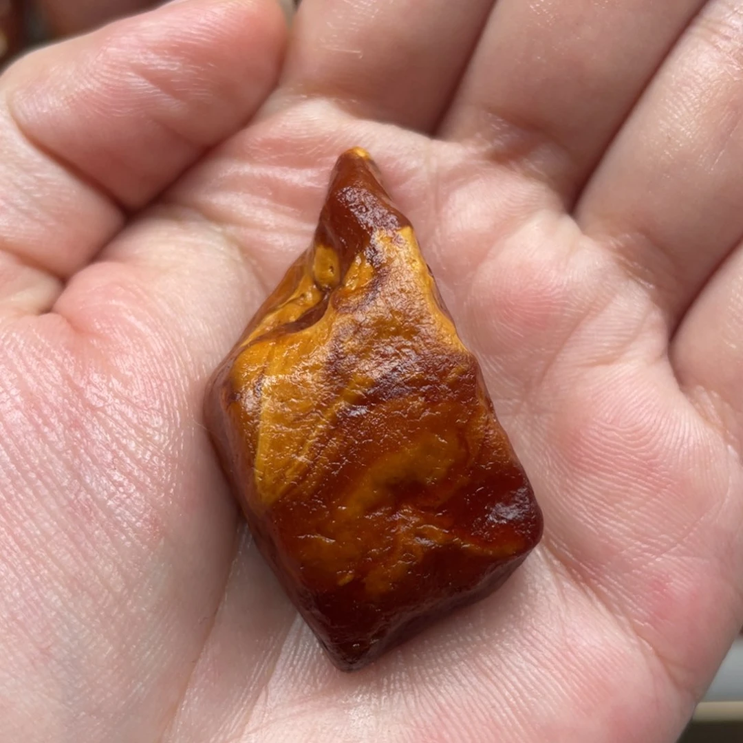 未镶嵌蜜蜡珠宝奇石