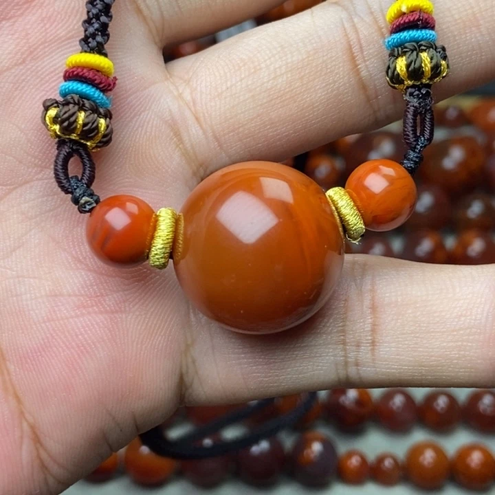 南红玛瑙配饰未镶嵌