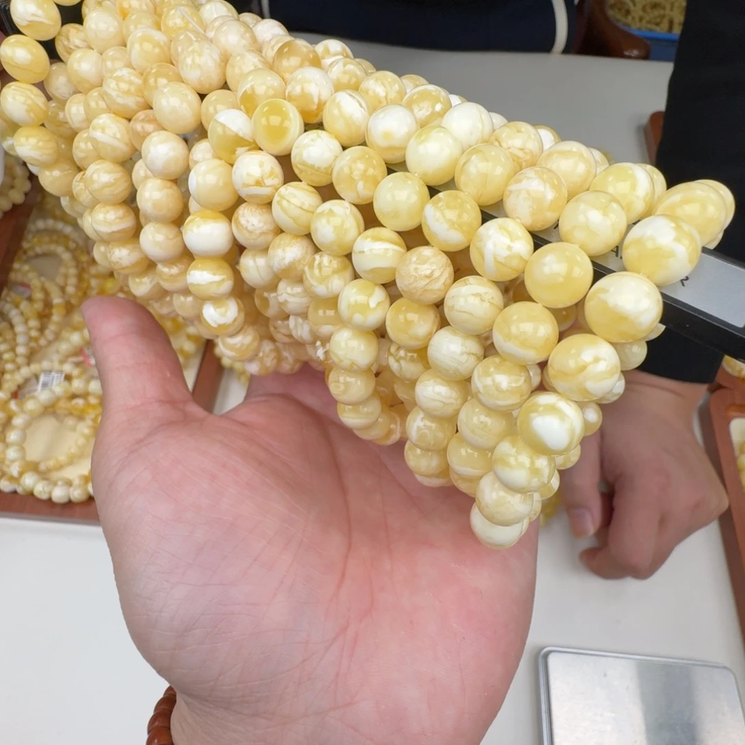 琥珀未镶嵌手链多样性发其一