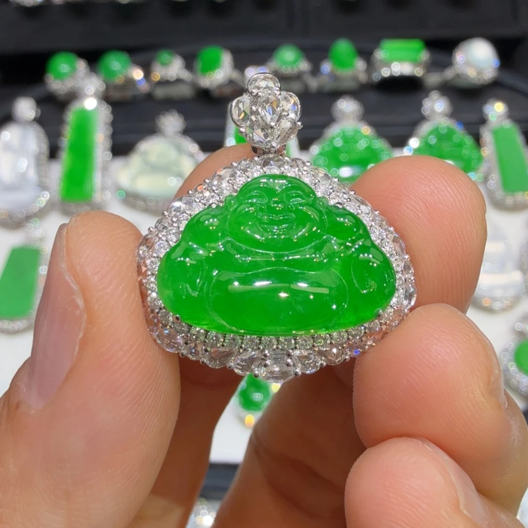 翡翠18K金镶嵌颈饰收到货48小时鉴赏期