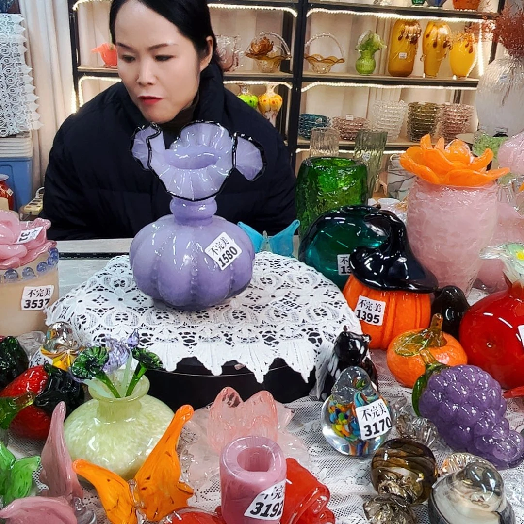 1580 家悦美居琉璃摆件不完美