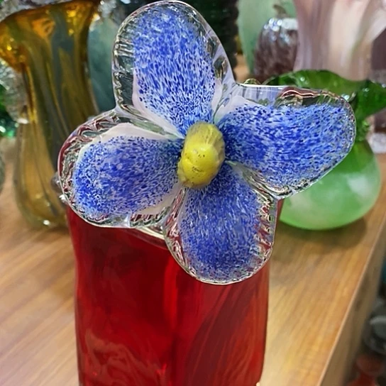 琉璃花瓶高40厘米宽6厘米