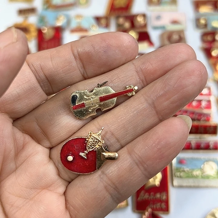 其他普通金属快***猪纪念章 纪念章