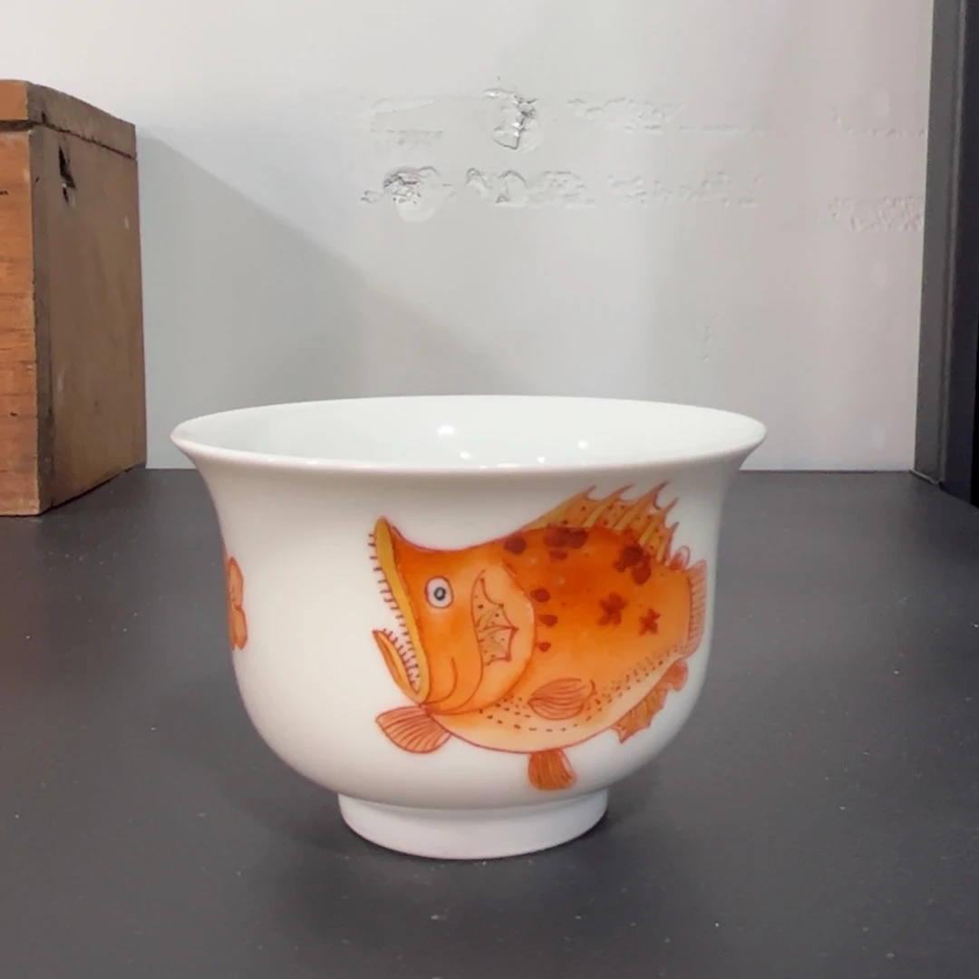 矾红桃花鳜鱼炉式杯