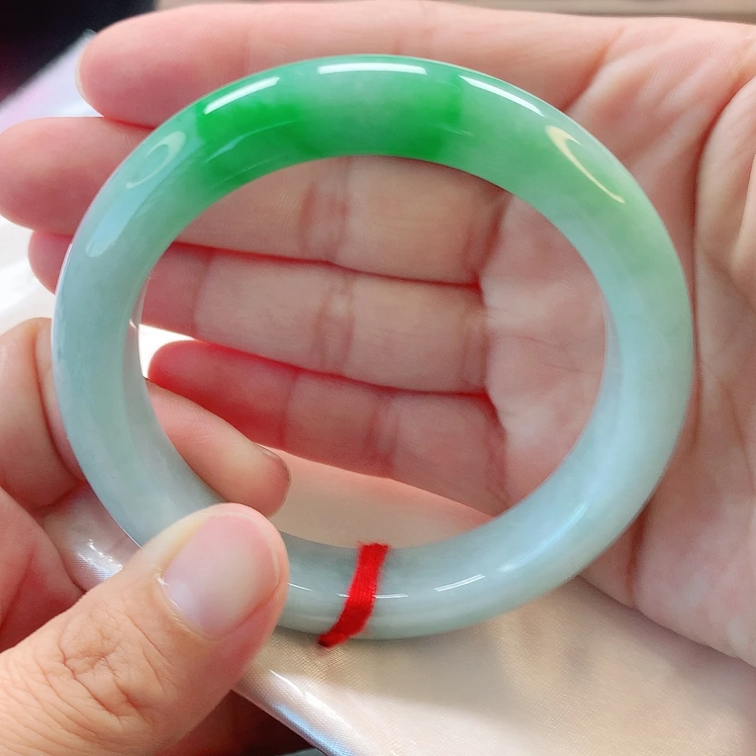 翡翠未镶嵌手镯56正