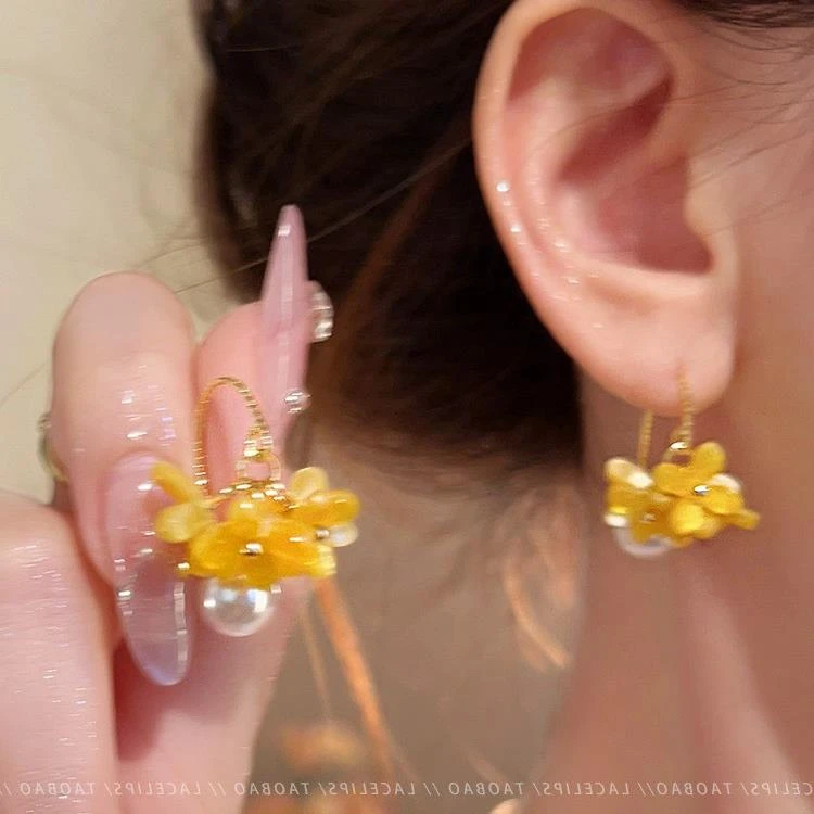 铜合金锆石耳饰 仙桂花流苏耳环女新款爆款高级感耳钉春日百搭氛