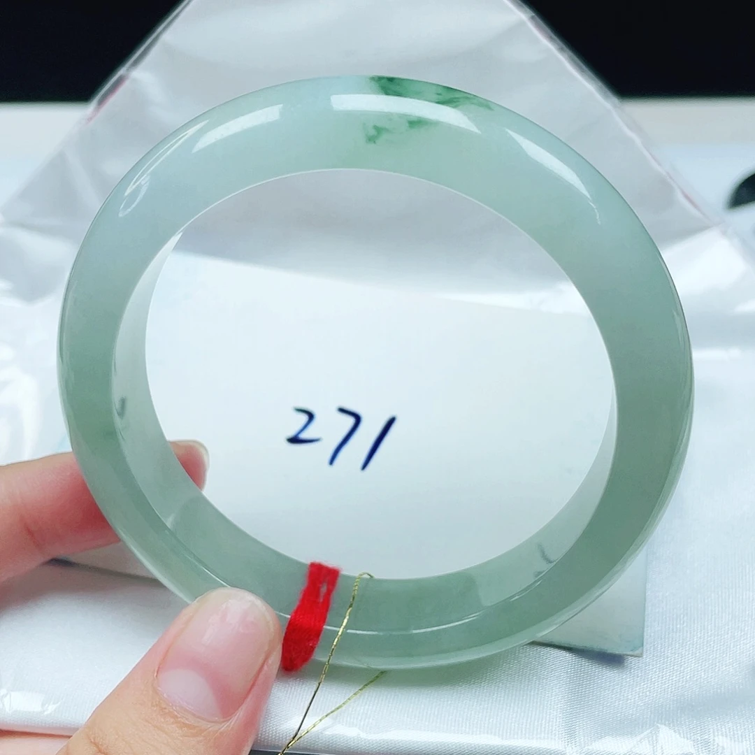 翡翠未镶嵌手镯正圈57.5