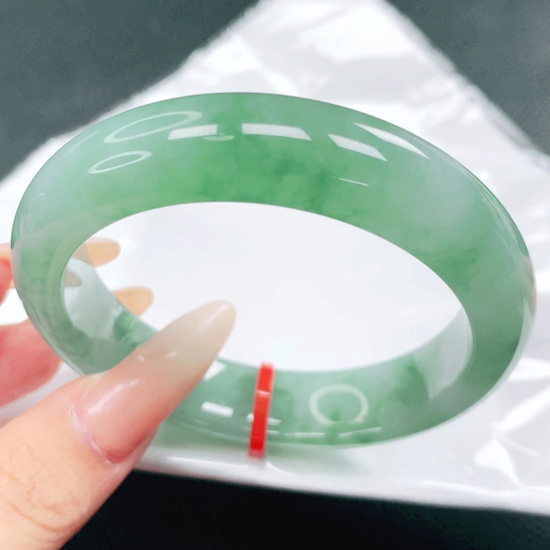 翡翠未镶嵌手镯55