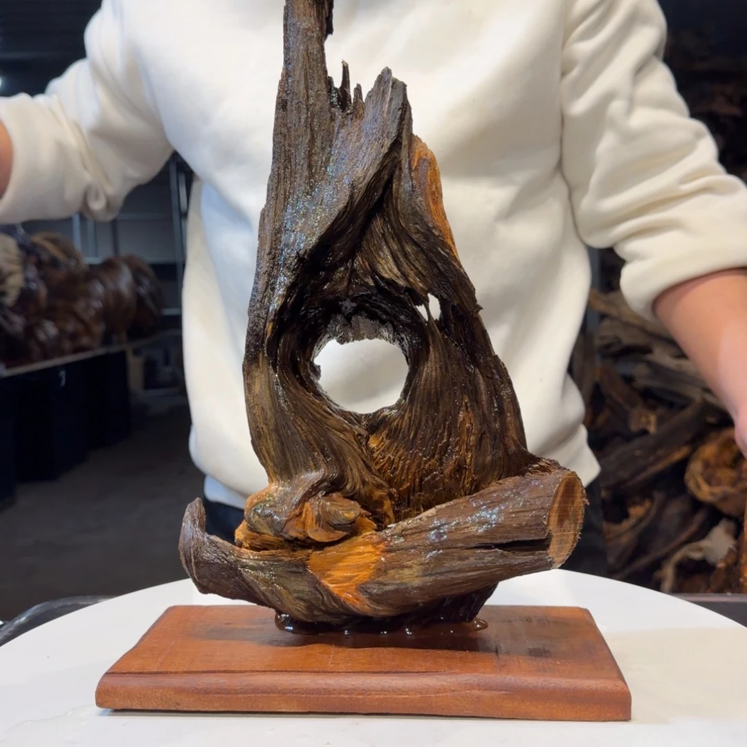 ****c木王一刀琥珀木摆件2