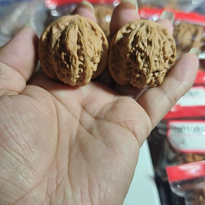 吊坠文玩核桃38    野狼全品