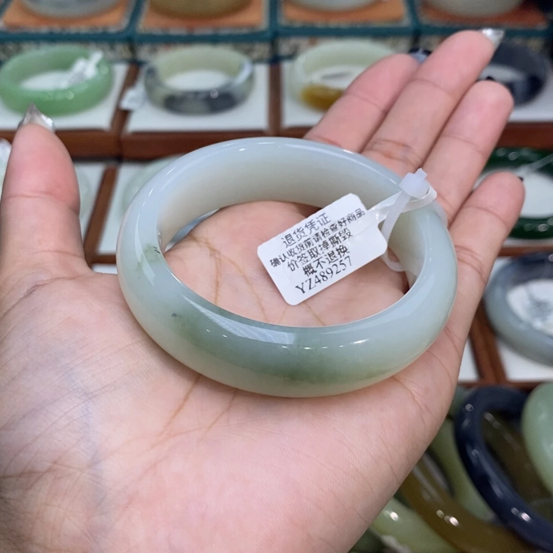 和田玉未镶嵌手镯和田玉且末兰草翠53