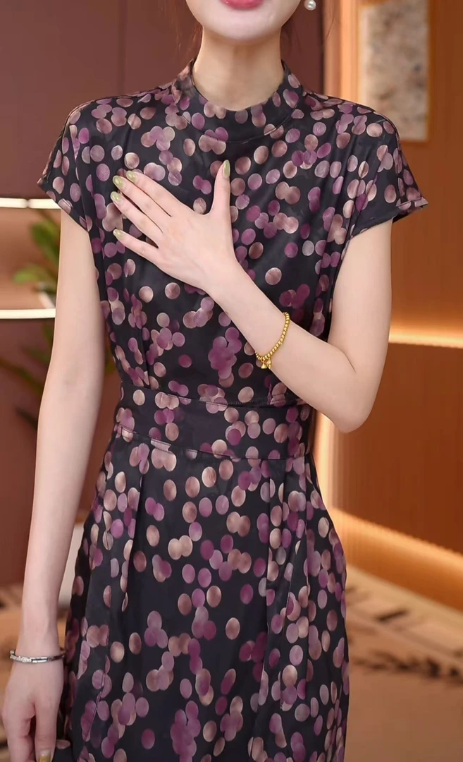 SS-2025高端系列气质收腰连衣裙