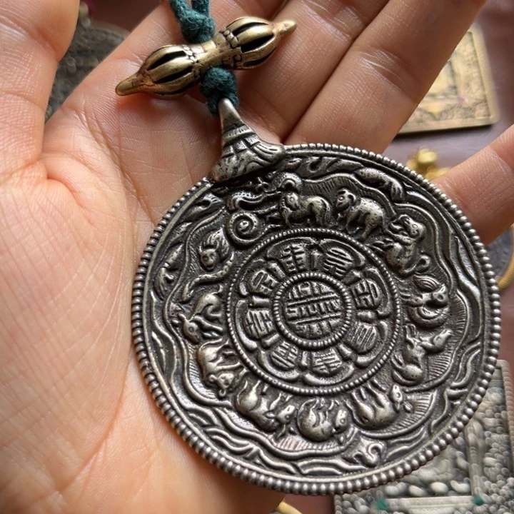 琉璃颈饰南*万喜欢的朋友