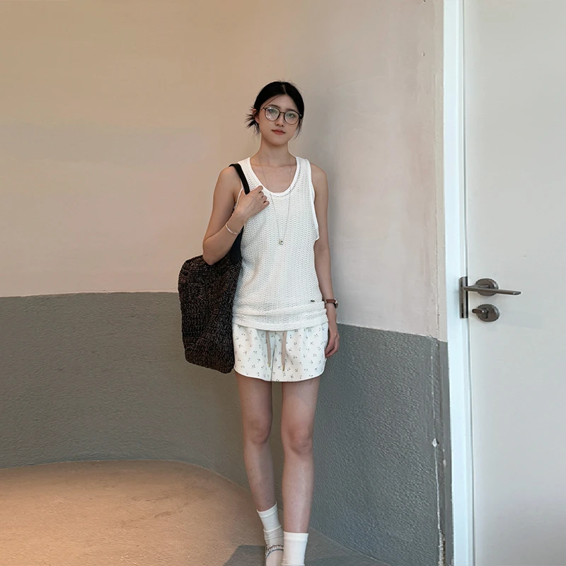 【VIINS】HEUTE经典百搭镂空廓形舒适U领吊带背心上衣女TS004