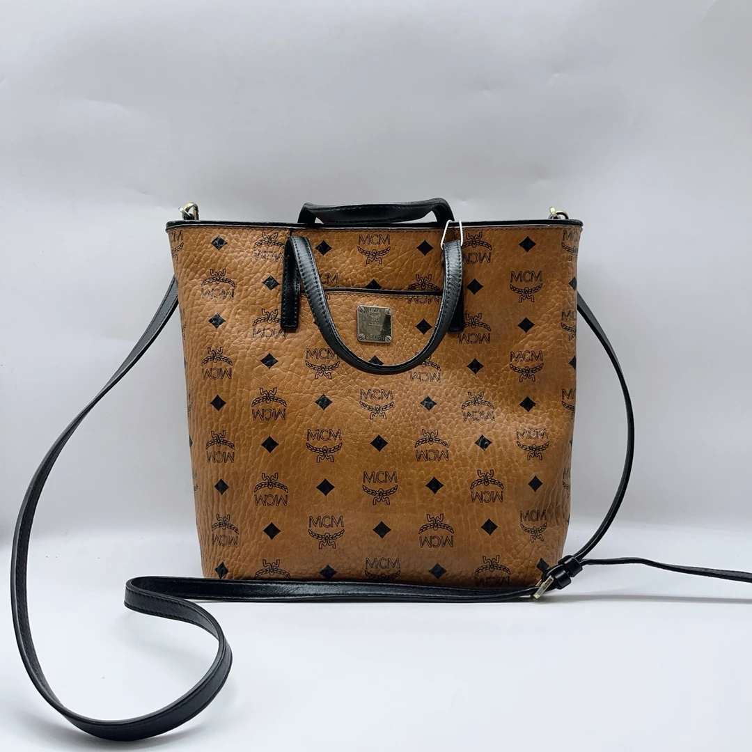 95新 MCM   干邑色托特包  1361 4993