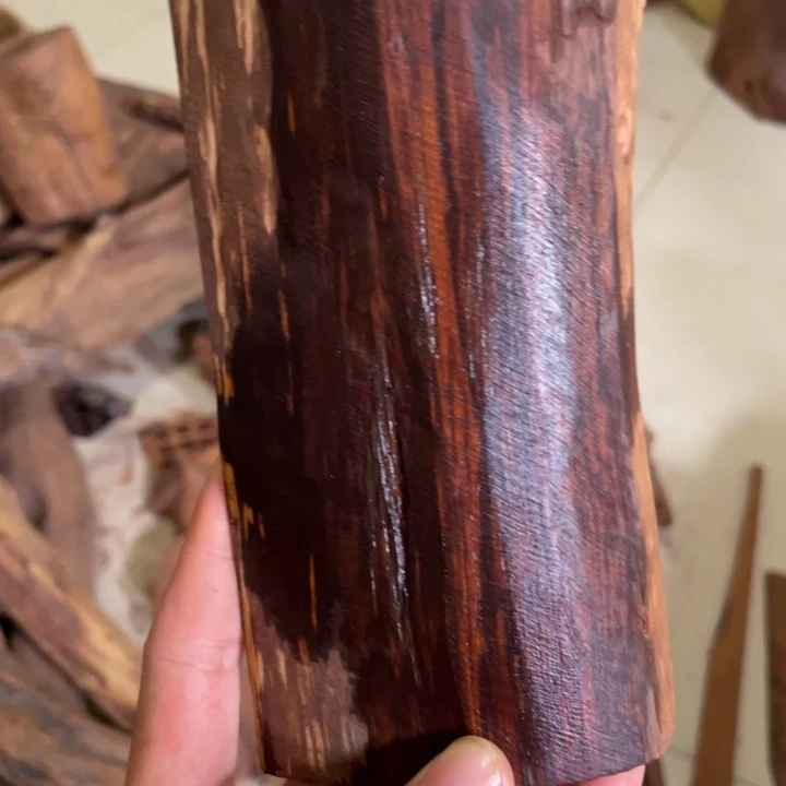 木爱***?海南黄花梨原谅手把件