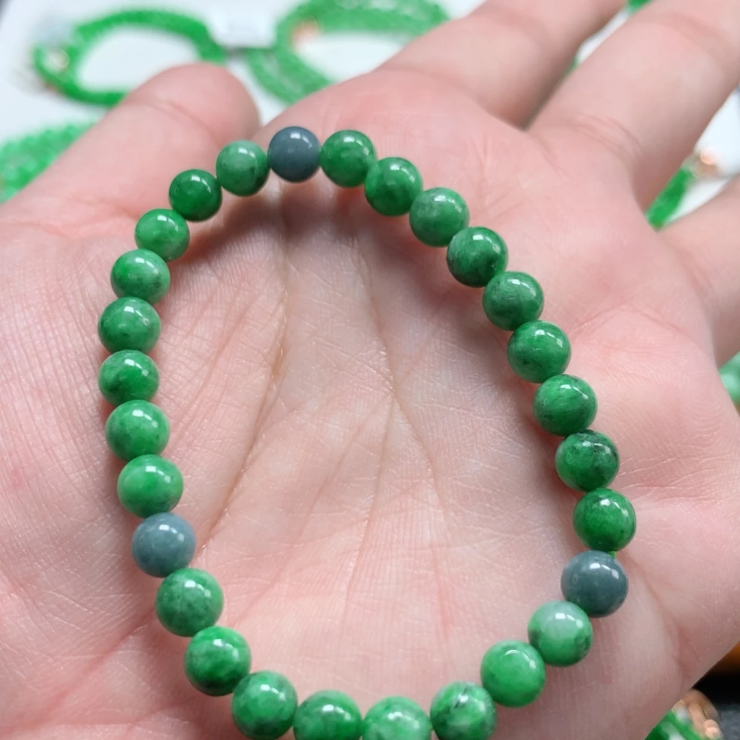 翡翠未镶嵌手链翡翠