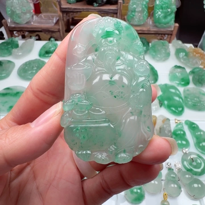 颈饰未镶嵌石英质玉小*丁