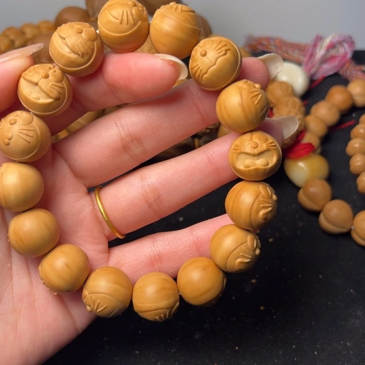 吊坠猴头核桃多啦a梦