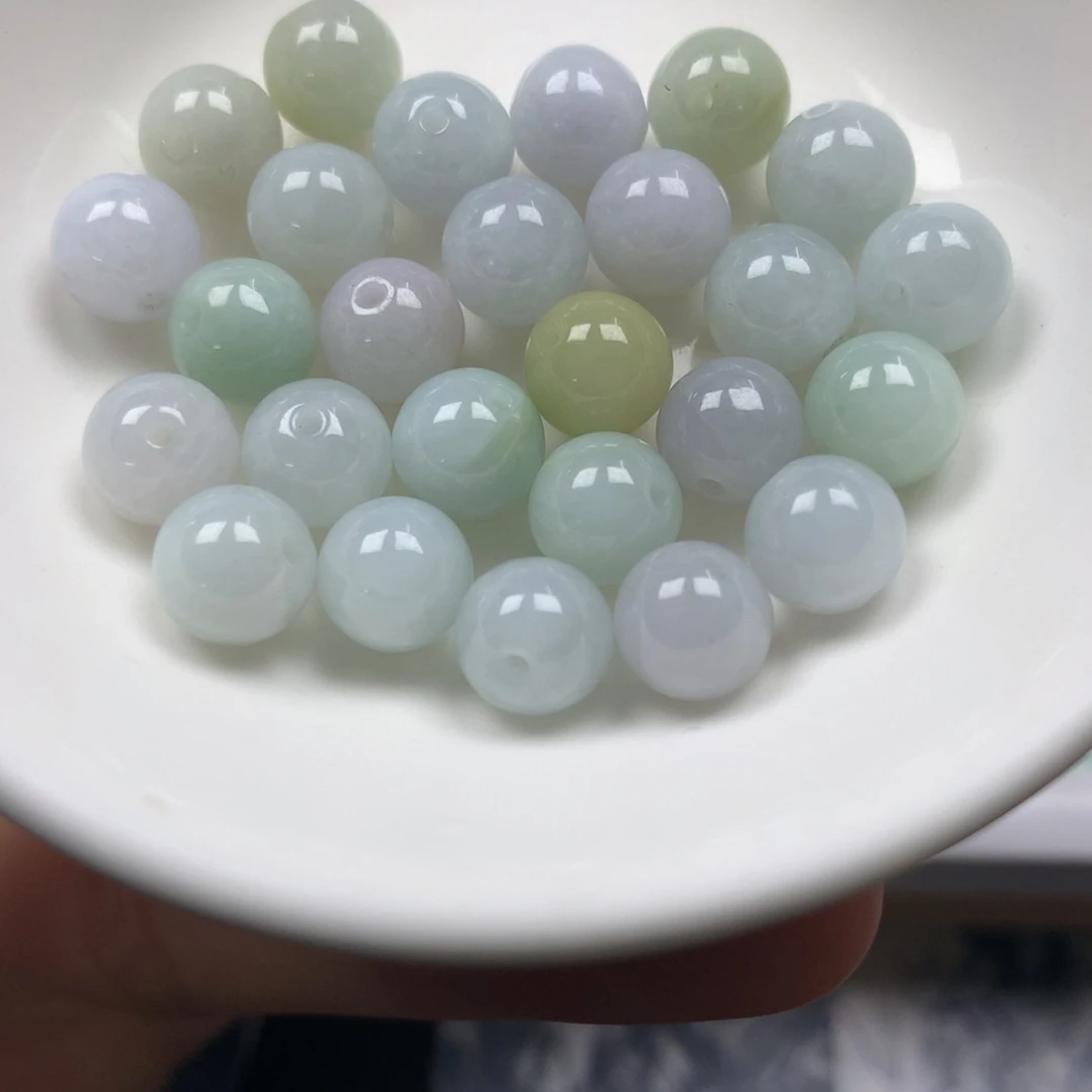 翡翠颈饰未镶嵌卡7➕。单圈。25颗