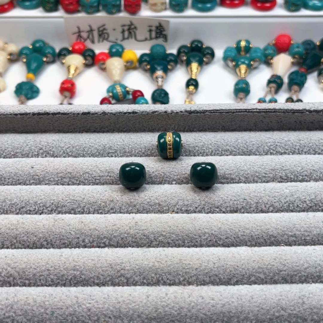 琉璃颈饰小***忌琉璃配饰12