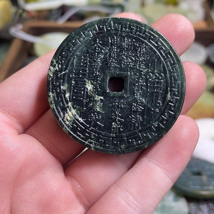 蛇纹石玉未镶嵌时尚岫玉挂件