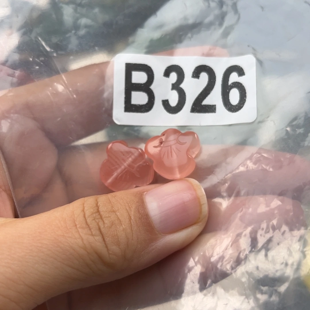 南红玛瑙未镶嵌珠宝奇石