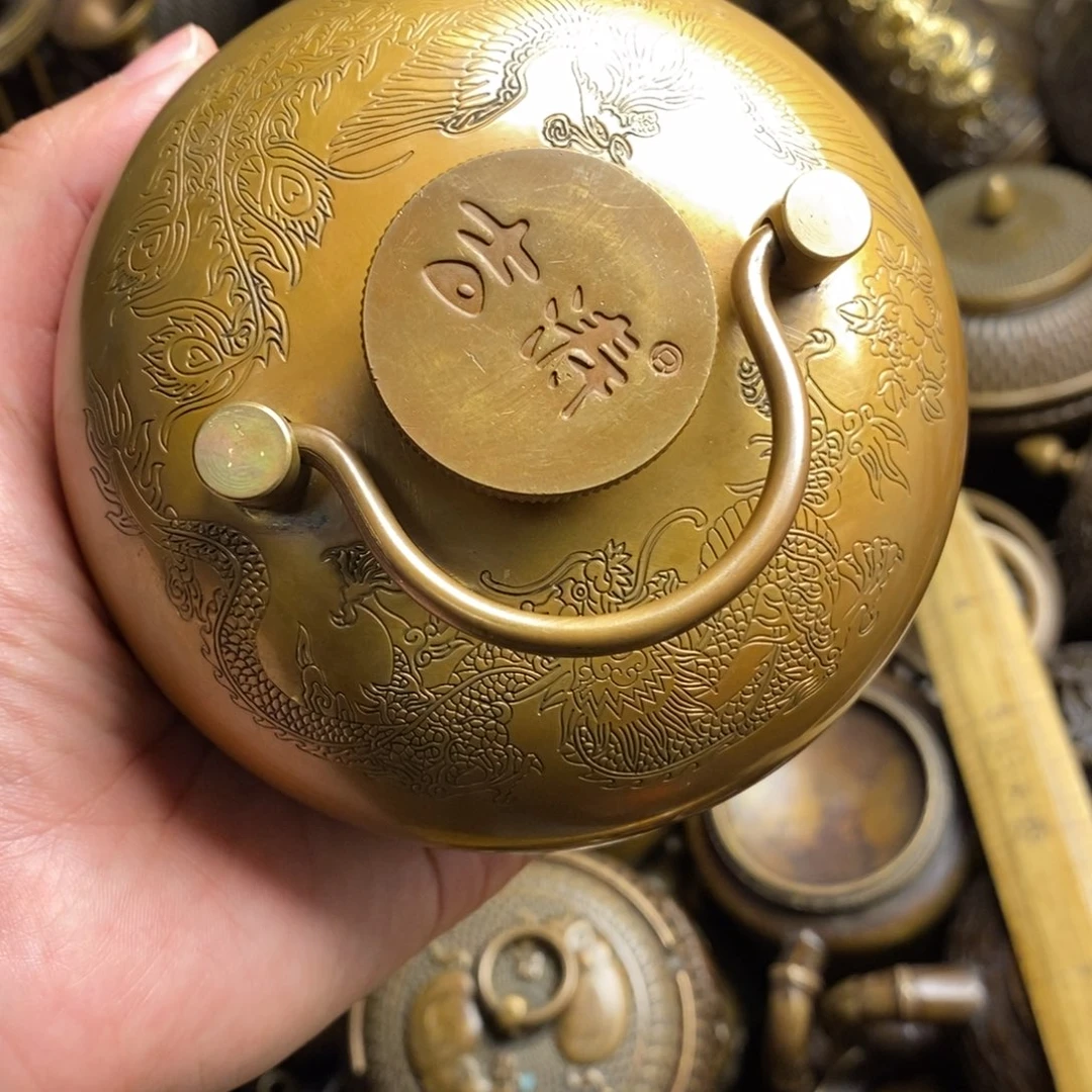 精美铜器做工精良