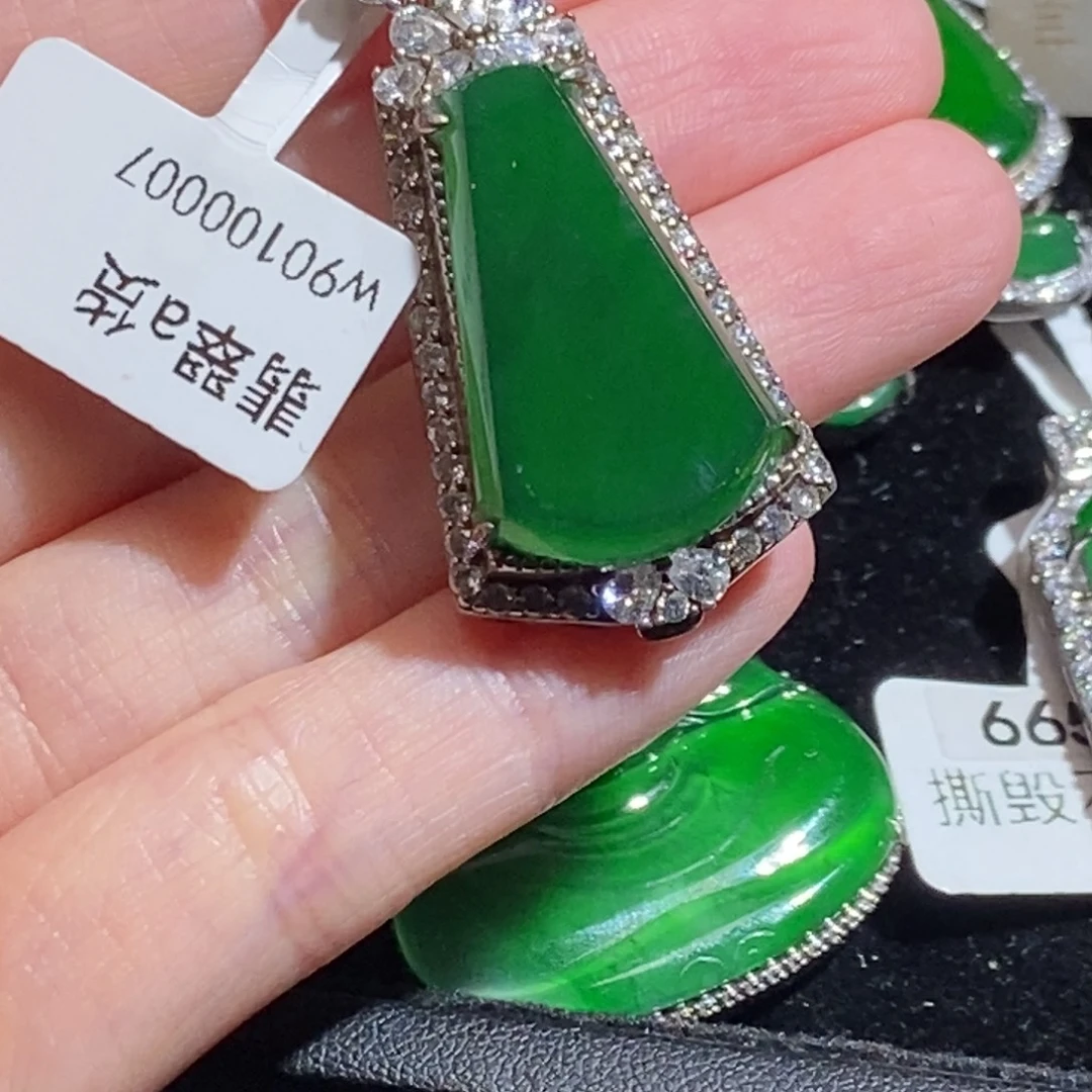 翡翠银S925镶嵌吊坠(不含链)