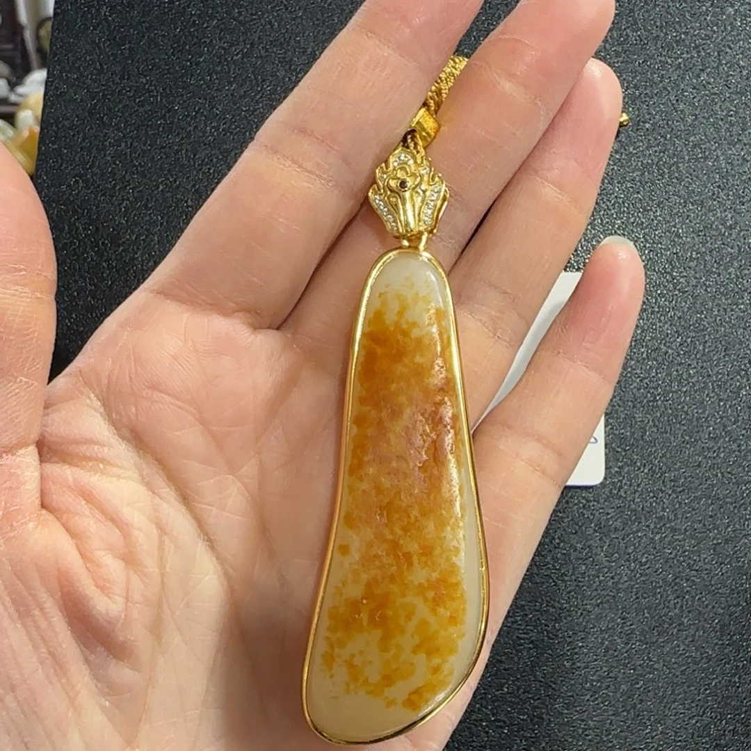 和田玉未镶嵌挂件