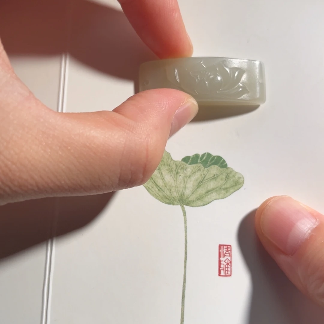 手绳未镶嵌和田玉浅紫手牌66