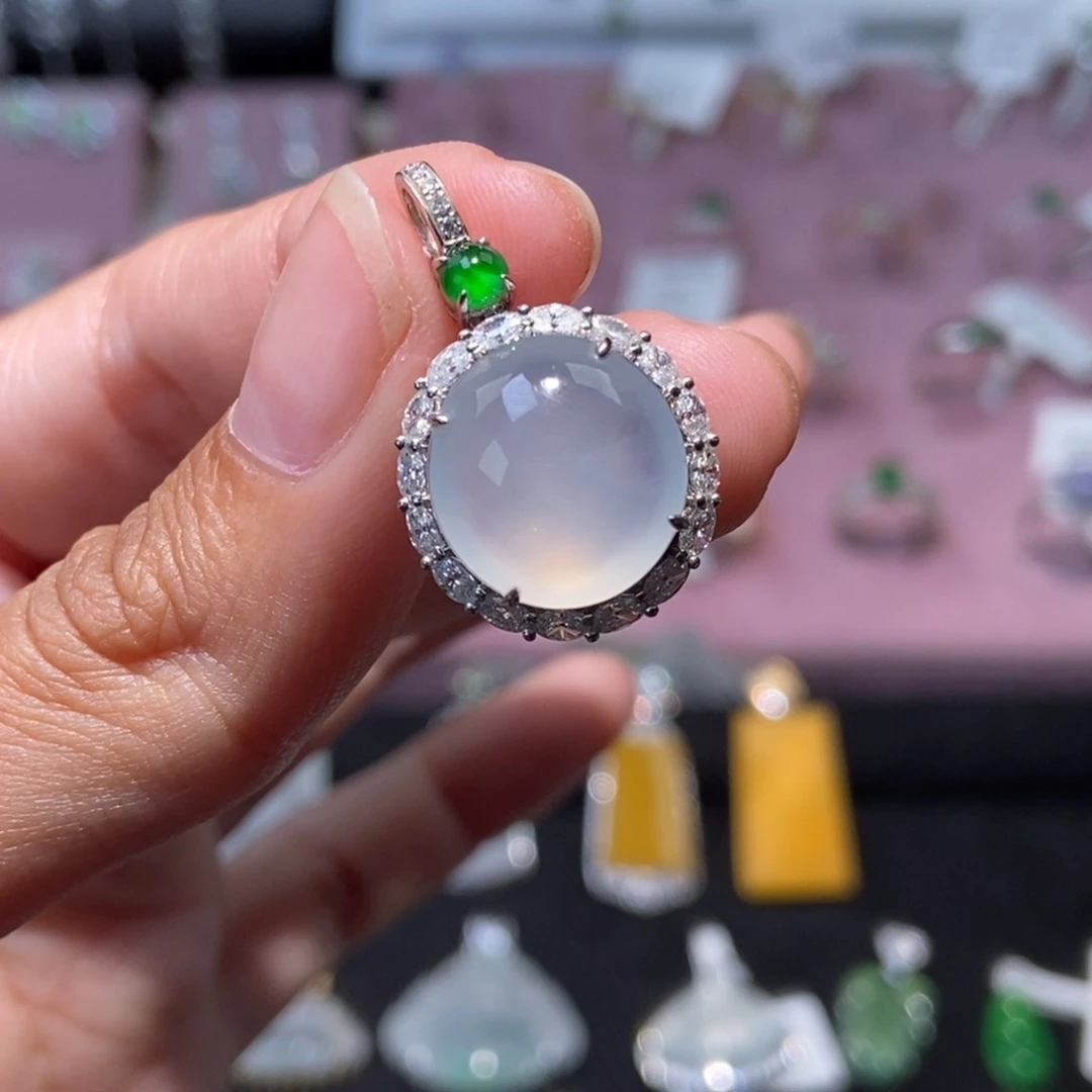 翡翠18K金镶嵌颈饰纯天然缅甸翡翠A货吊坠