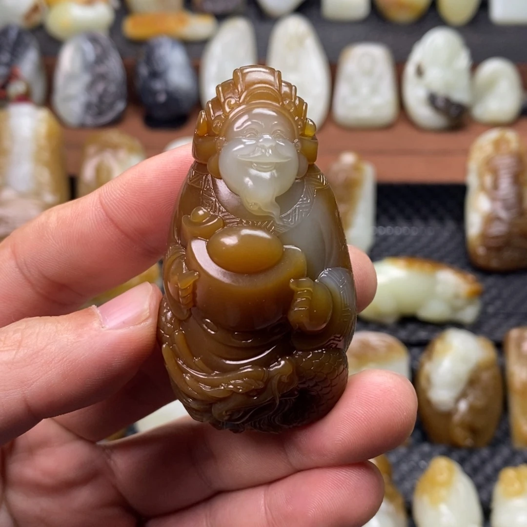 和田玉颈饰未镶嵌鹏