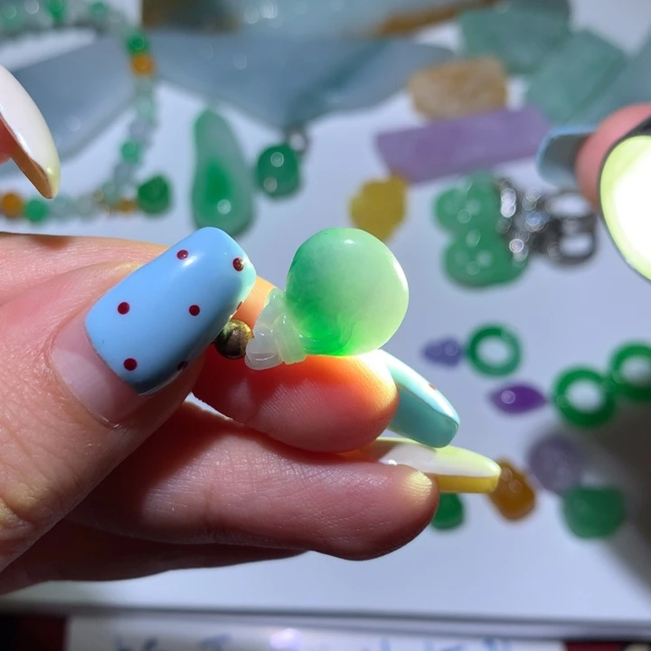 翡翠未镶嵌颈饰无镶嵌