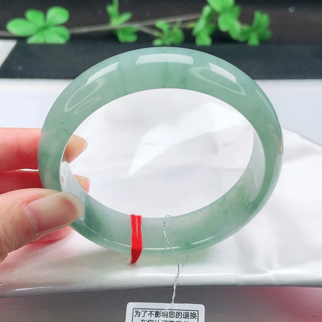 未镶嵌手镯翡翠60圈