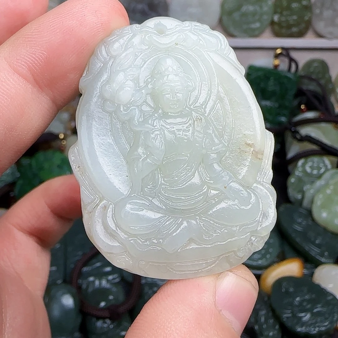 和田玉未镶嵌颈饰