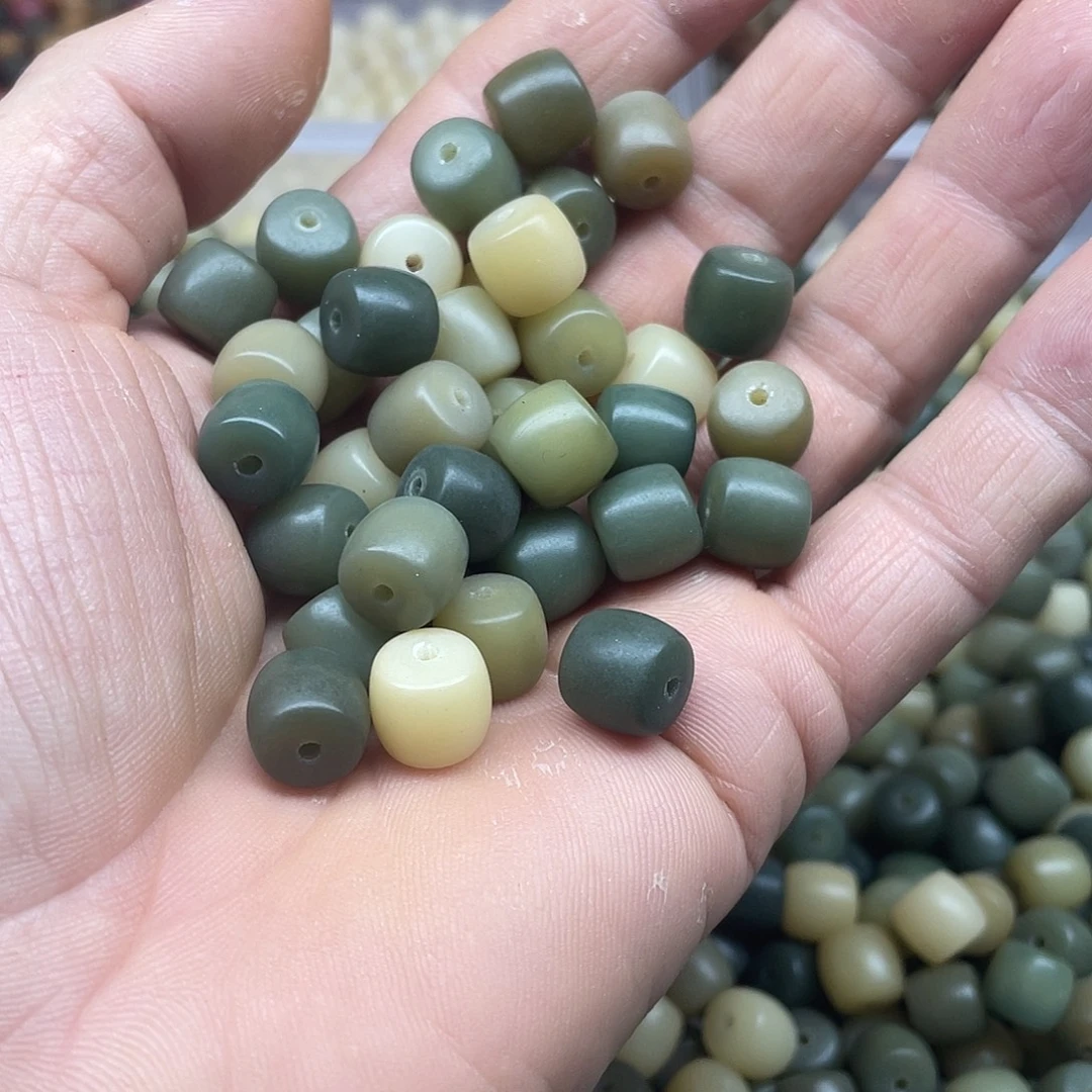 白玉菩提吊坠10、9青提直切100颗➕灯牌宠100颗