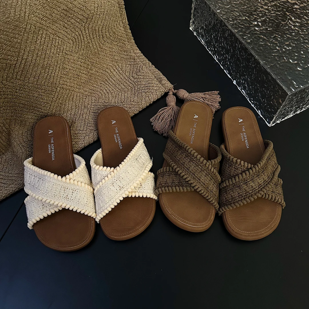 拖鞋女夏2025新款外穿平底一字拖网红森系百搭沙滩凉拖ins配裙子