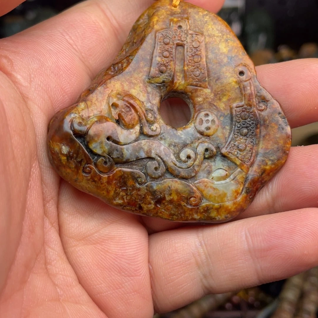 岫岩河磨玉（透闪石质玉）未镶嵌颈饰