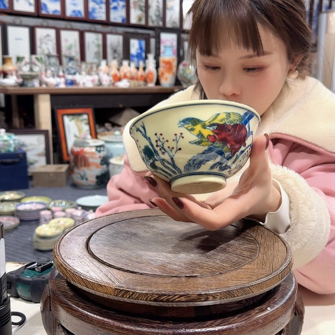 摆件瓷//////景德镇陶瓷瓷器。