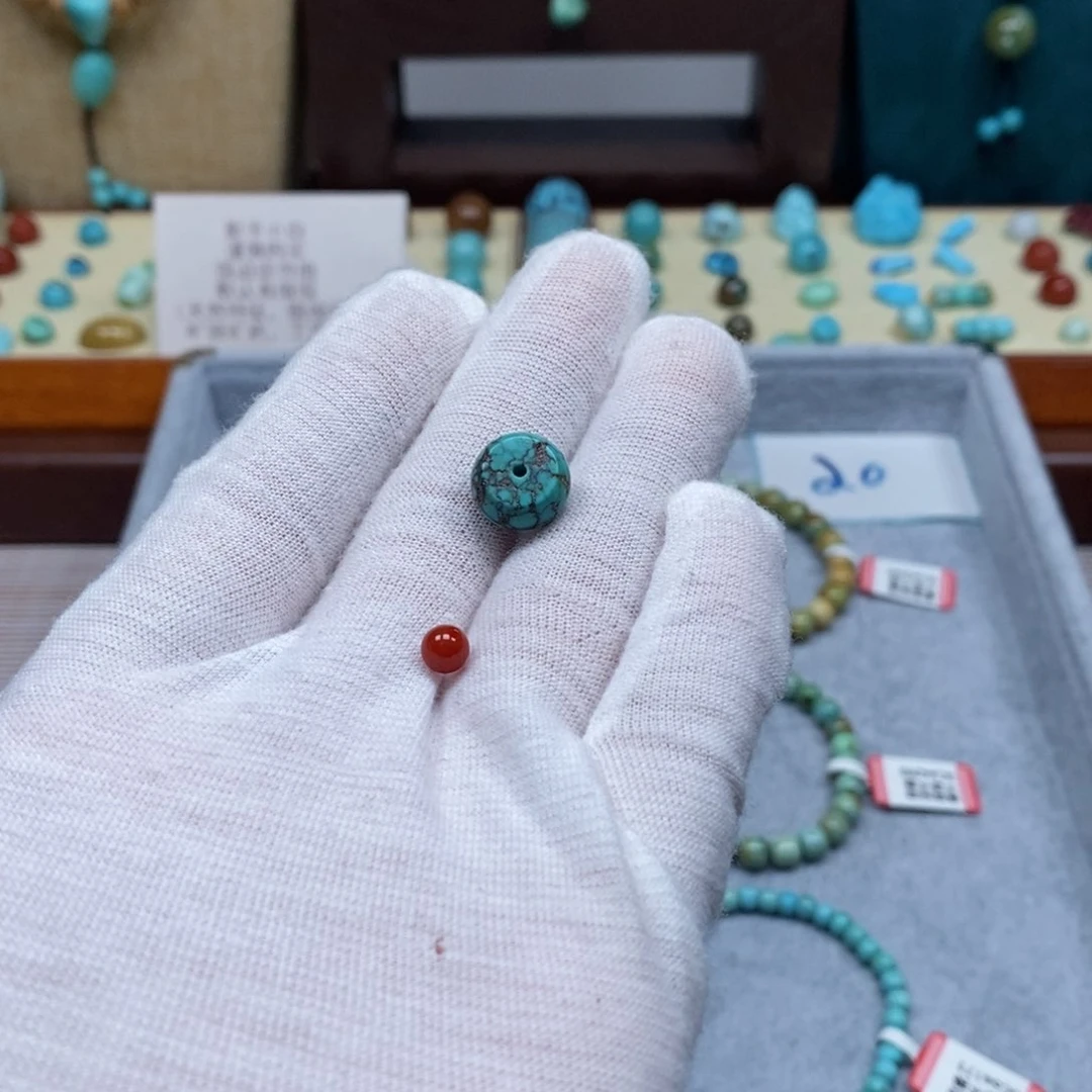 未镶嵌配饰南红玛瑙