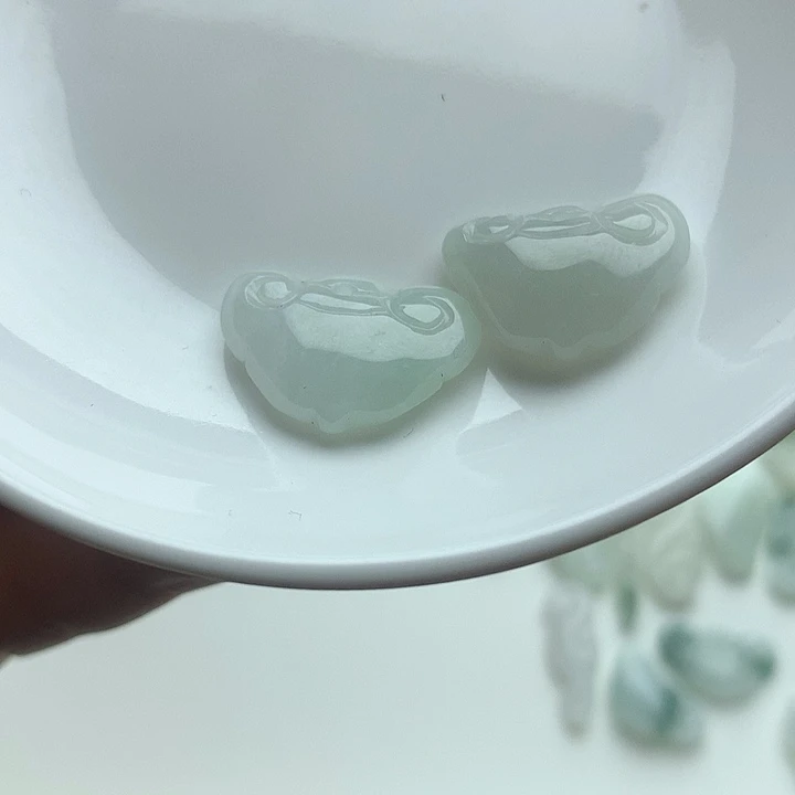 翡翠未镶嵌挂件平安如意锁2个