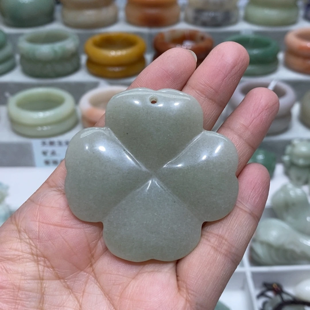 石英岩玉未镶嵌手镯