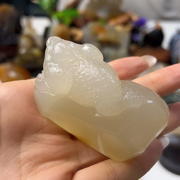 玛瑙/玉髓颈饰合金