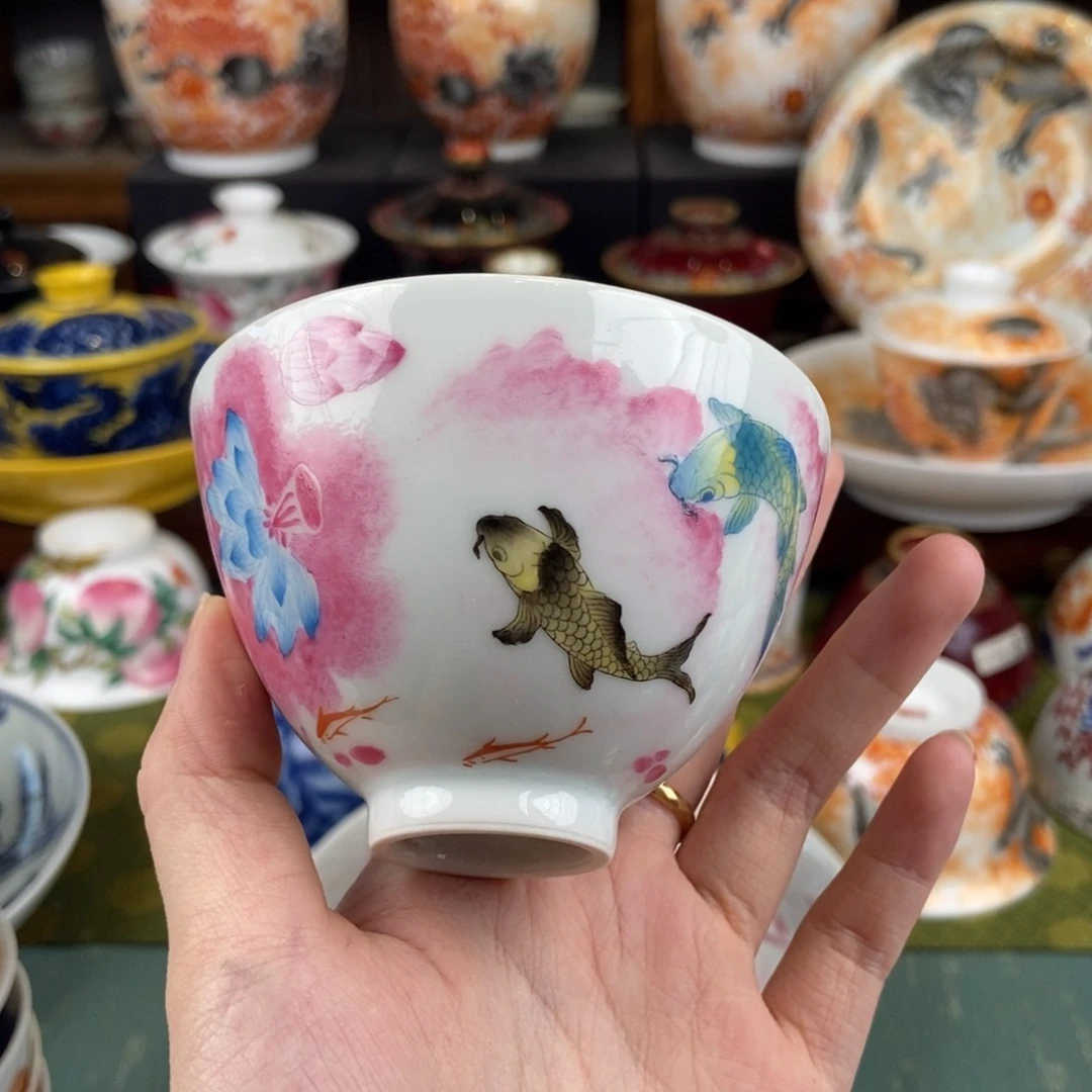 陶瓷的设计师是一个人的