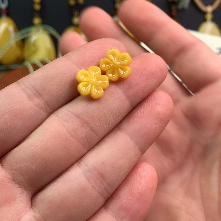 琥珀未镶嵌裸石000000000